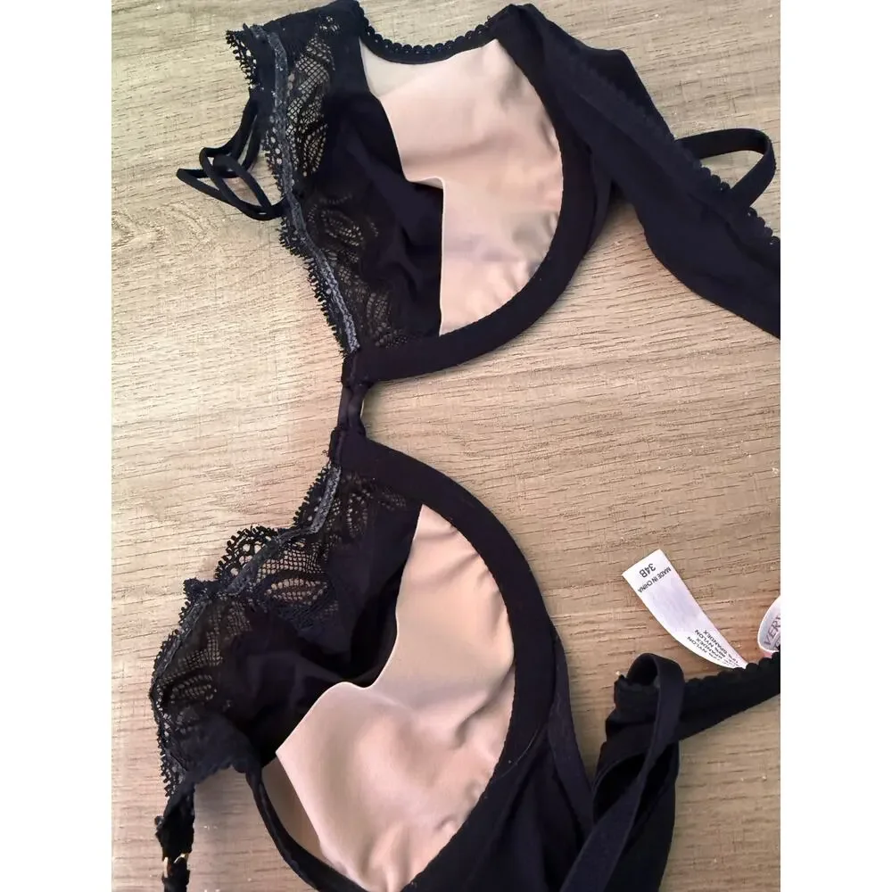 Y2K Victoria’s Secret Very Sexy Black Lace Underwire Bra 34B